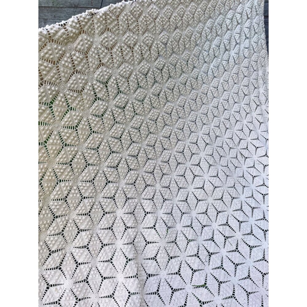 Antique 1930s Thread Cotton Crochet BedSpread star Pattern Fringe 98 x 81" - Picture 5 of 16